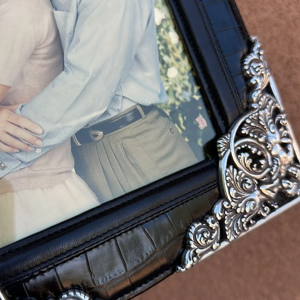 RARE Brighton Elegant Black Leather Silver Photo Frame 8”x10” -holds 5”x7” photo